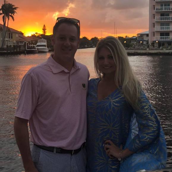 Meet your Posher, Nicole - Picture 1 of 1